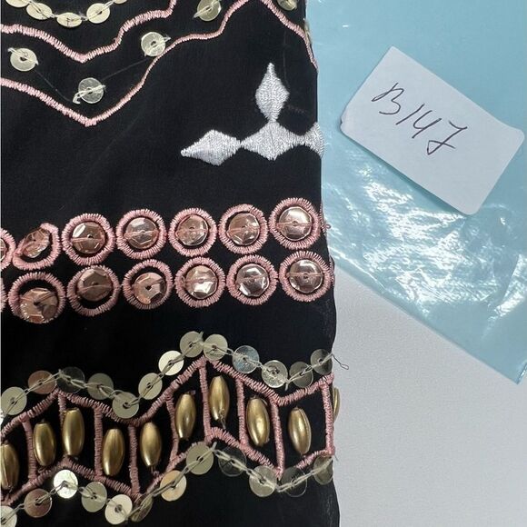 Forever 21 Black shorts with sequins Lined Size L - Picture 11 of 11